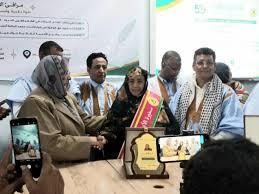التوشيح المستحق للإعلامية الرصينة الدكتورة حواء ميلود بوسام سفيرة الأدب