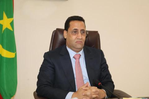 الوزير الأول يعقد اجتماعا حول مسودة مشروع قانون لمكافحة القمار وألعاب الحظ